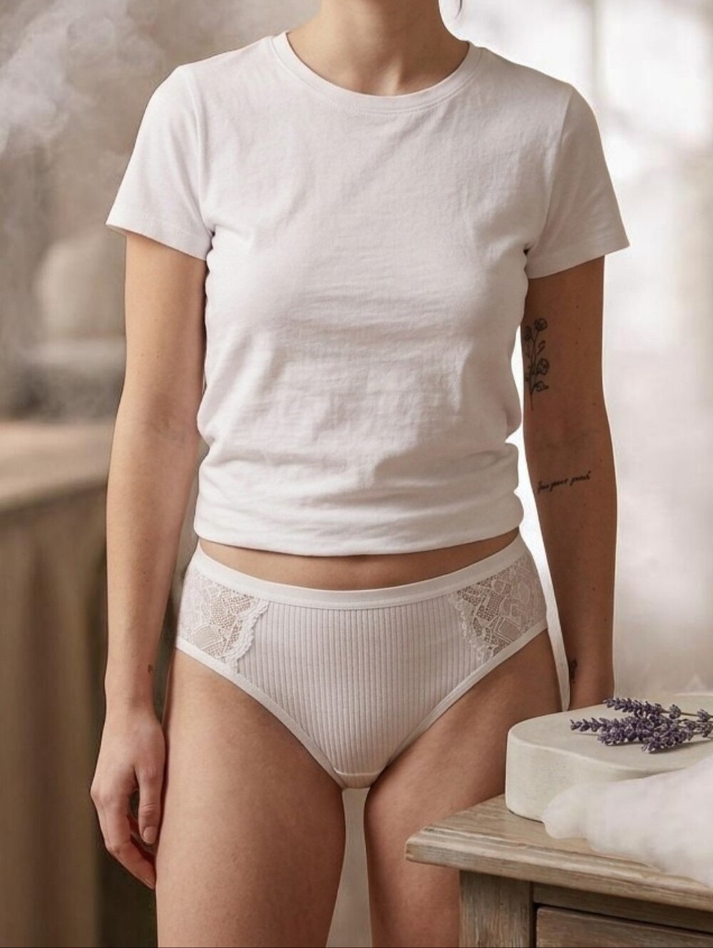 Women’s Lace-Trim Ribbed High-Cut Briefs in White